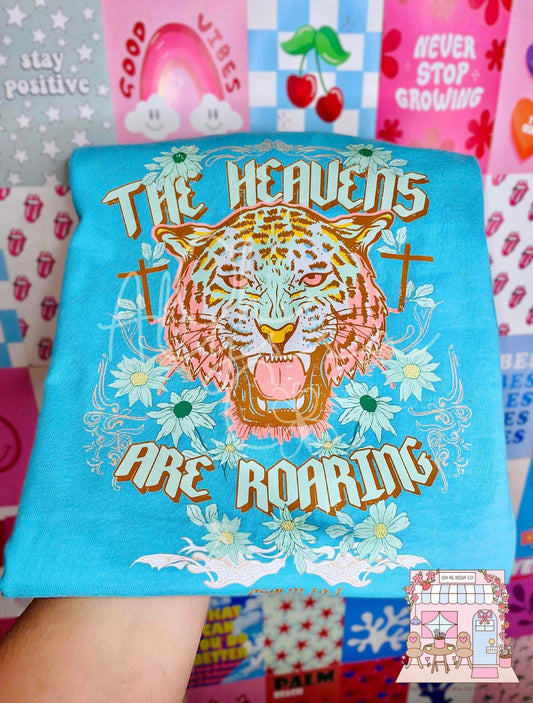 The heavens are roaring